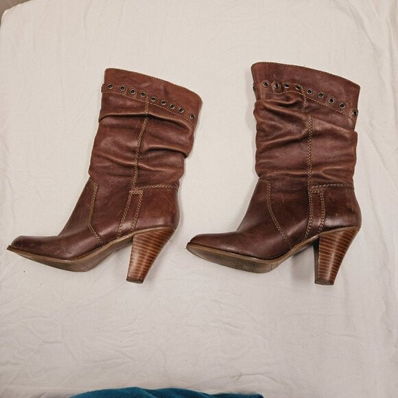 Zodiac Cognac Brown Eyelet Grommet Scalloped Ruche Leather Pull on Boots ROSE 8 - Picture 2 of 8